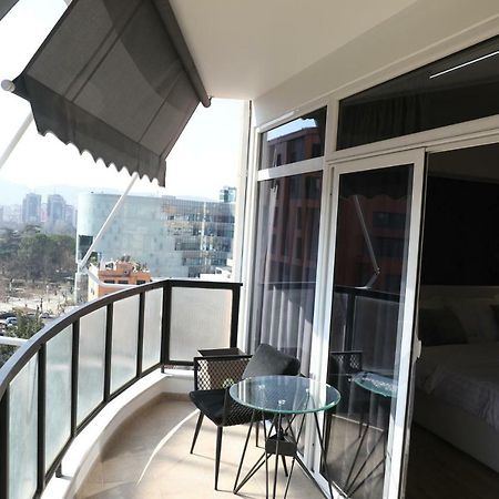 Tiranatop Suites 3 1000 Ft2 Bagian luar foto