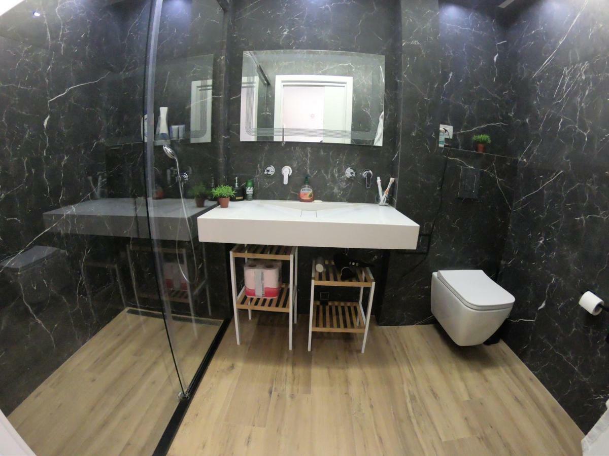 Tiranatop Suites 3 1000 Ft2 Bagian luar foto